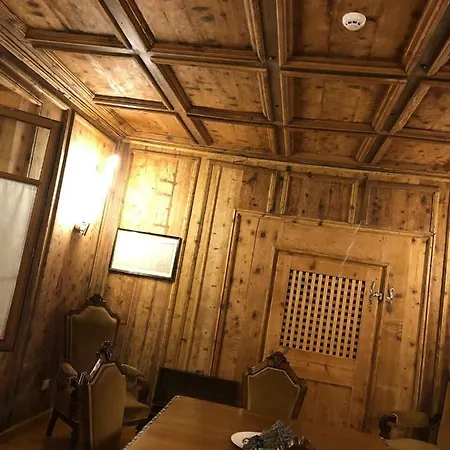 Albrici Szálloda 3*