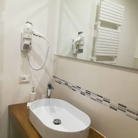 Albrici Hotel 3*